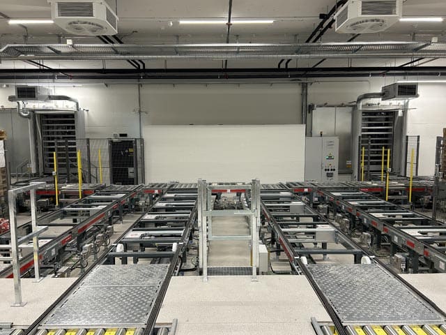Oxygen reduction system door