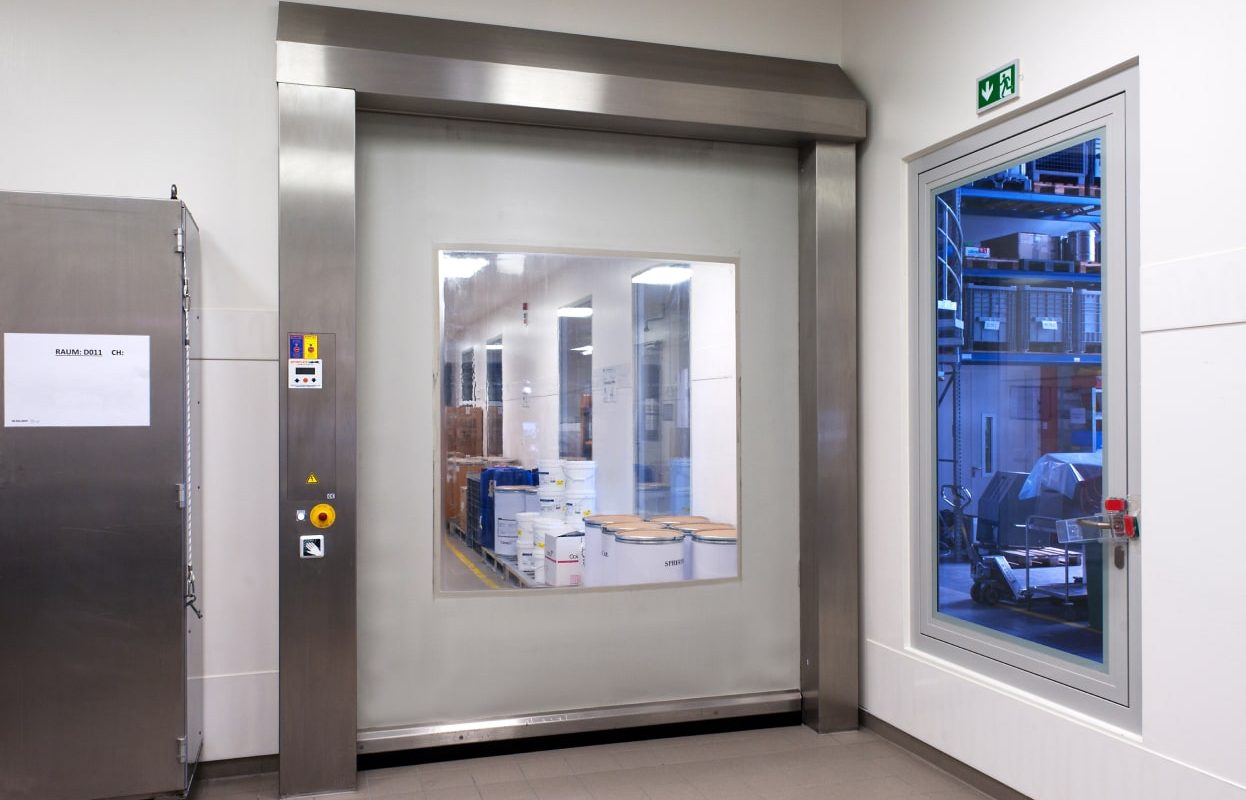 Cleanroom Premium high speed cleanroom door header image
