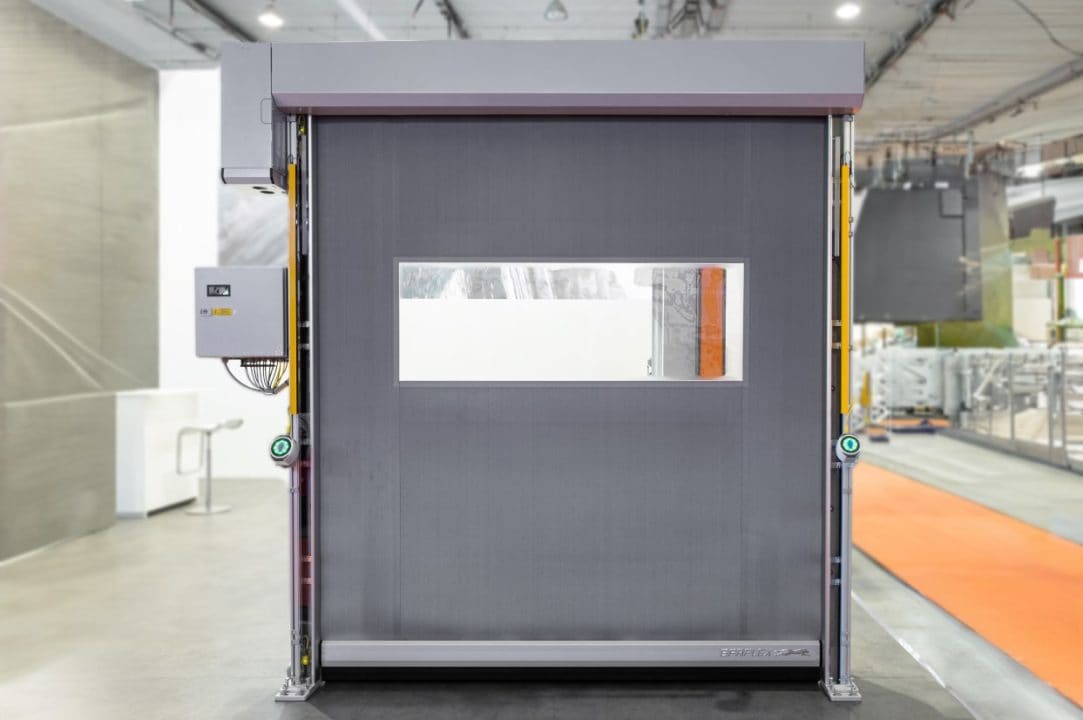 EFA-SRT MS Performance door showing transparent frame and safety light curtain area