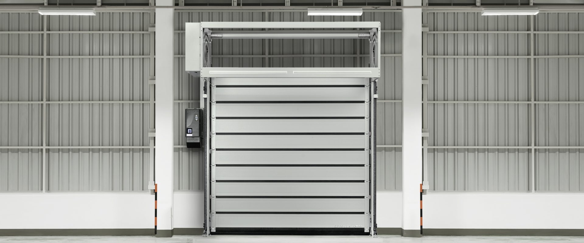 Secure Spiral EFA-SST Efficient compact high speed door with space-saving chain drive